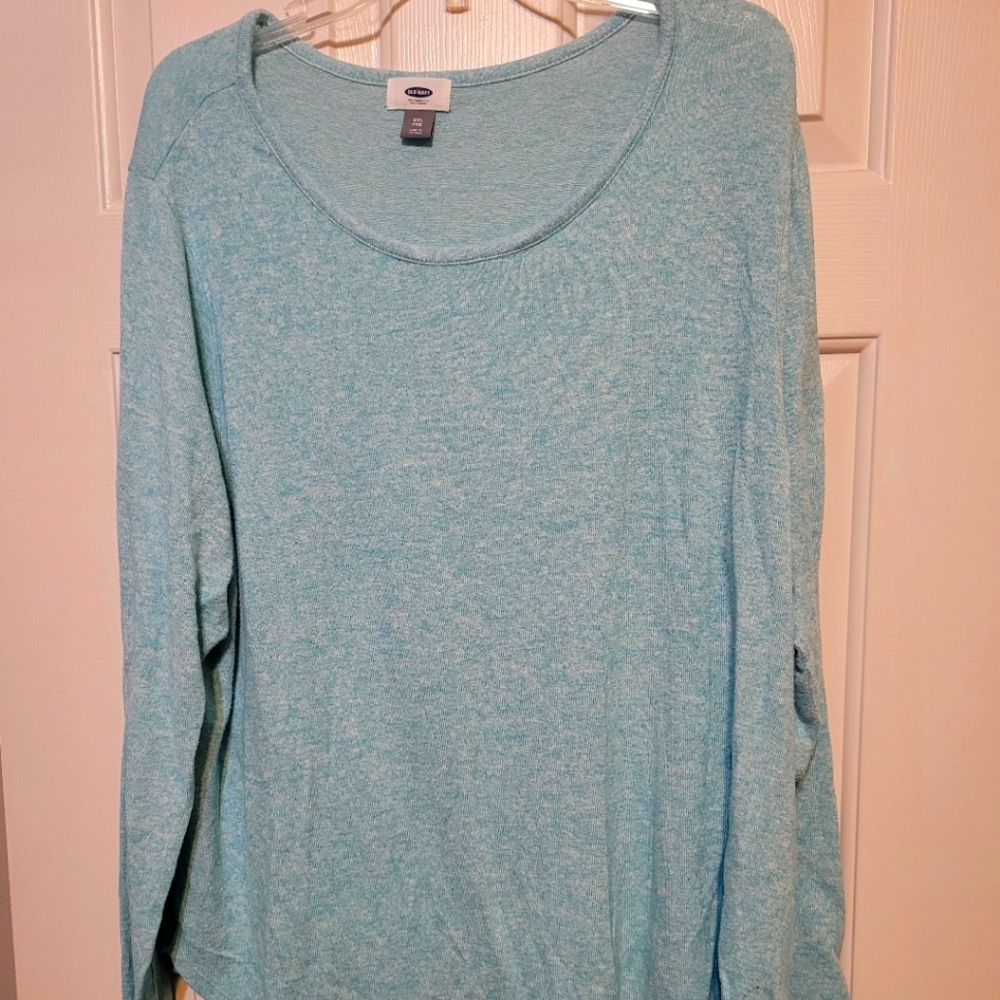 Blue long sleeve shirt